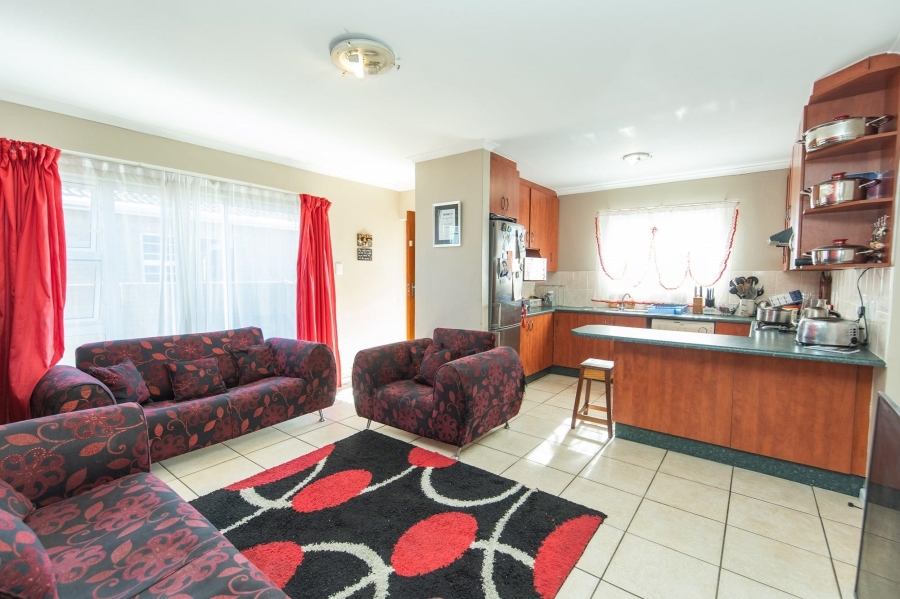 3 Bedroom Property for Sale in Parsonsvlei Eastern Cape